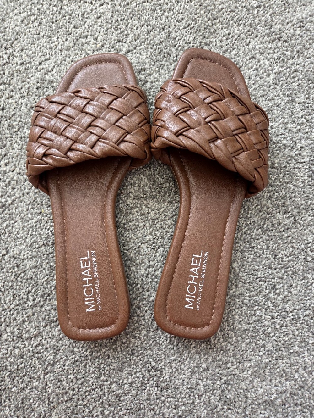 Michael by Michael Shannon Mocha Brown Slide Size 9